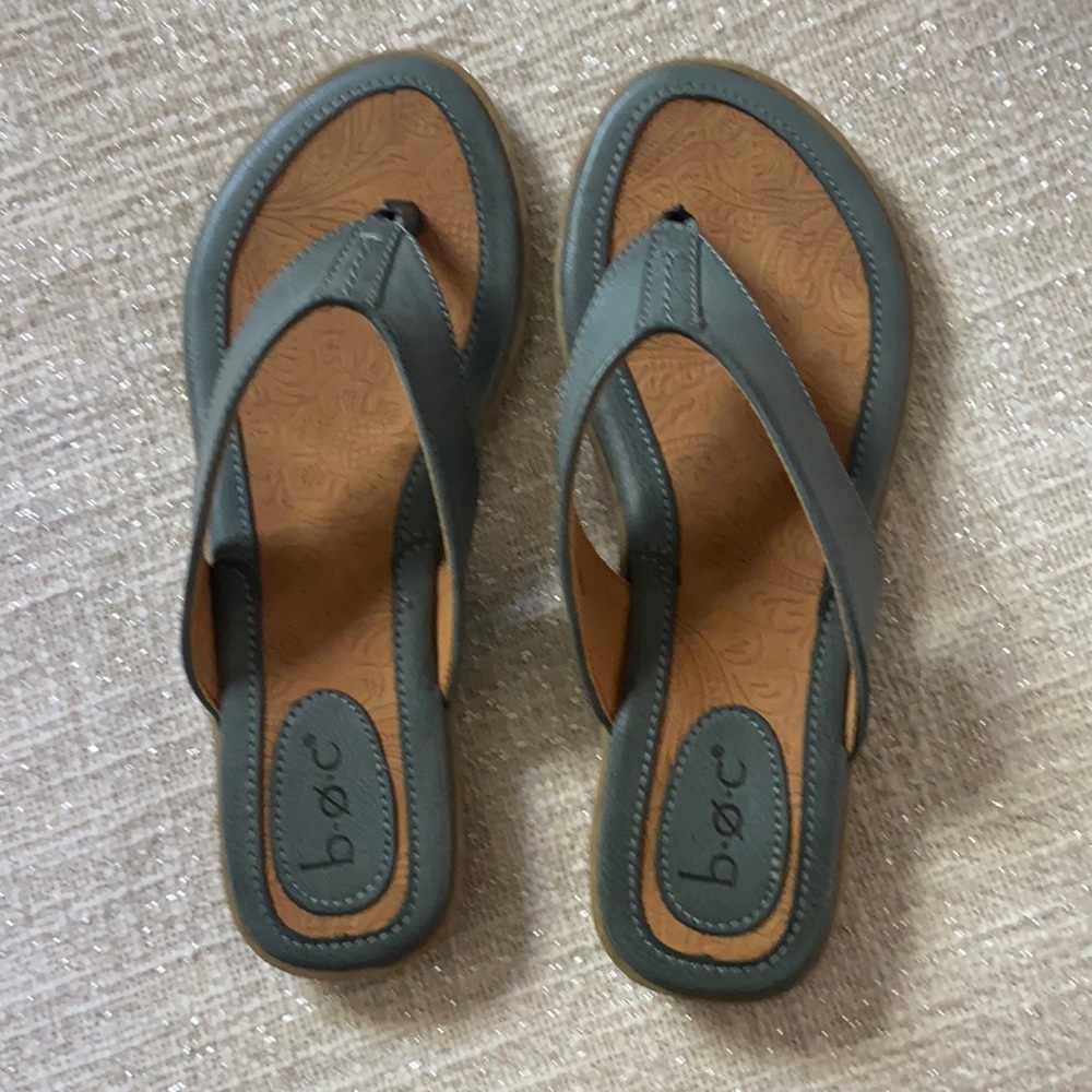 Brand new with tags b.o.c sandals.
